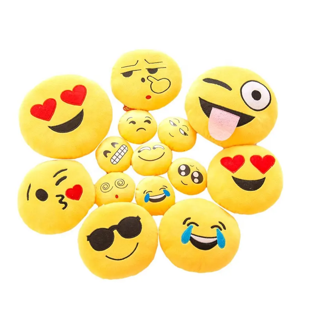 SMILEY PILLOW NINETEEN