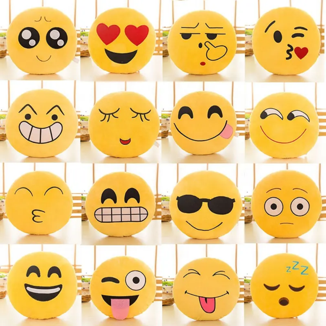 SMILEY PILLOW NINETEEN