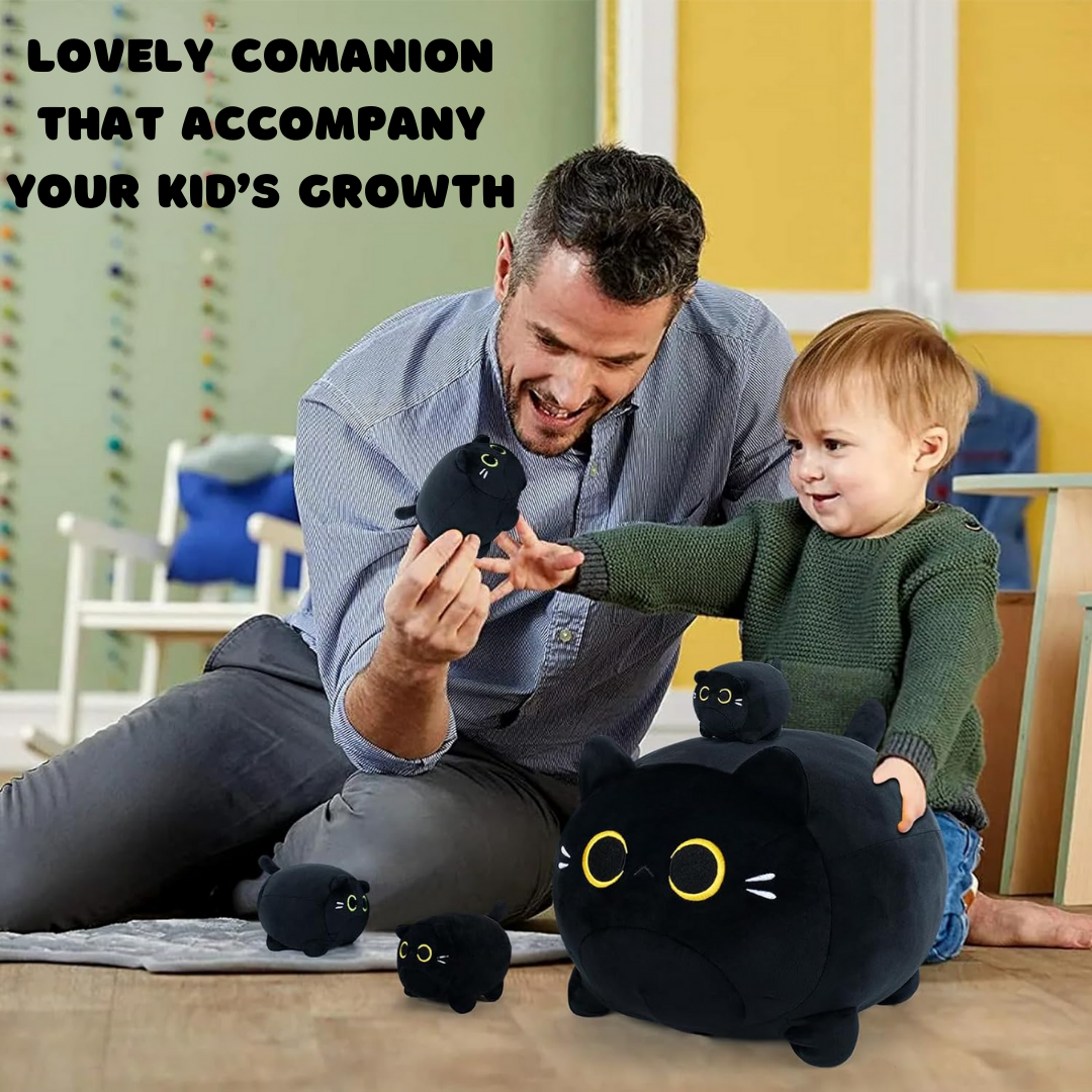 BLACK CAT MOMMY WITH FOUR LITTLE BABIES