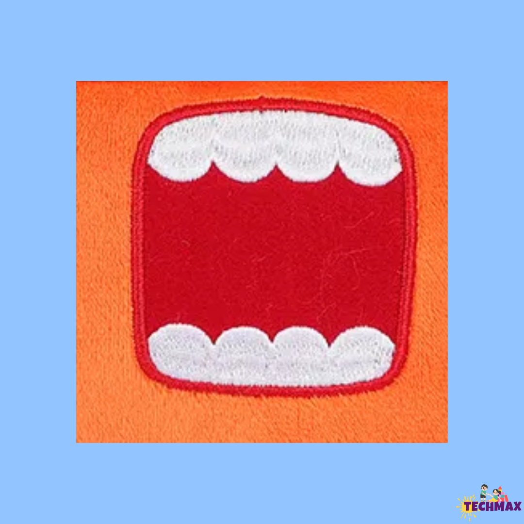 SQUARE GEOMETRY PLUSH TOY
