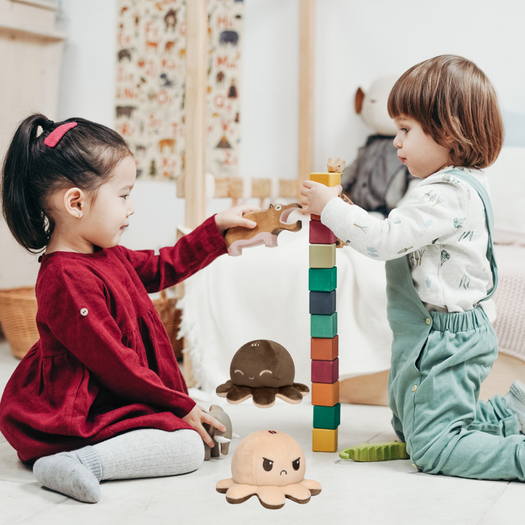 COFEE & CREAM REVERSIBLE PLUSH