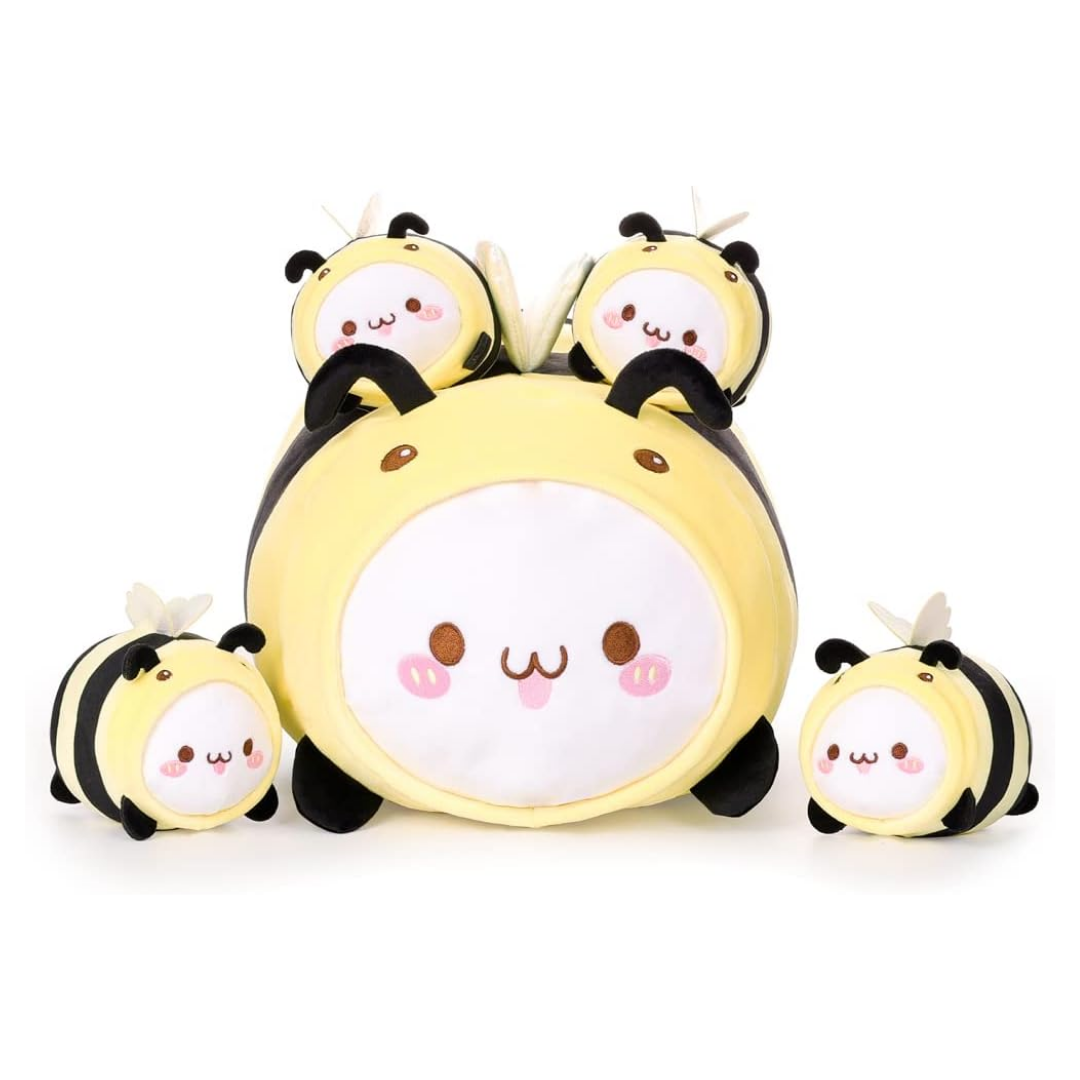 BEE CAT MOMMY WITH FOUR BABIES